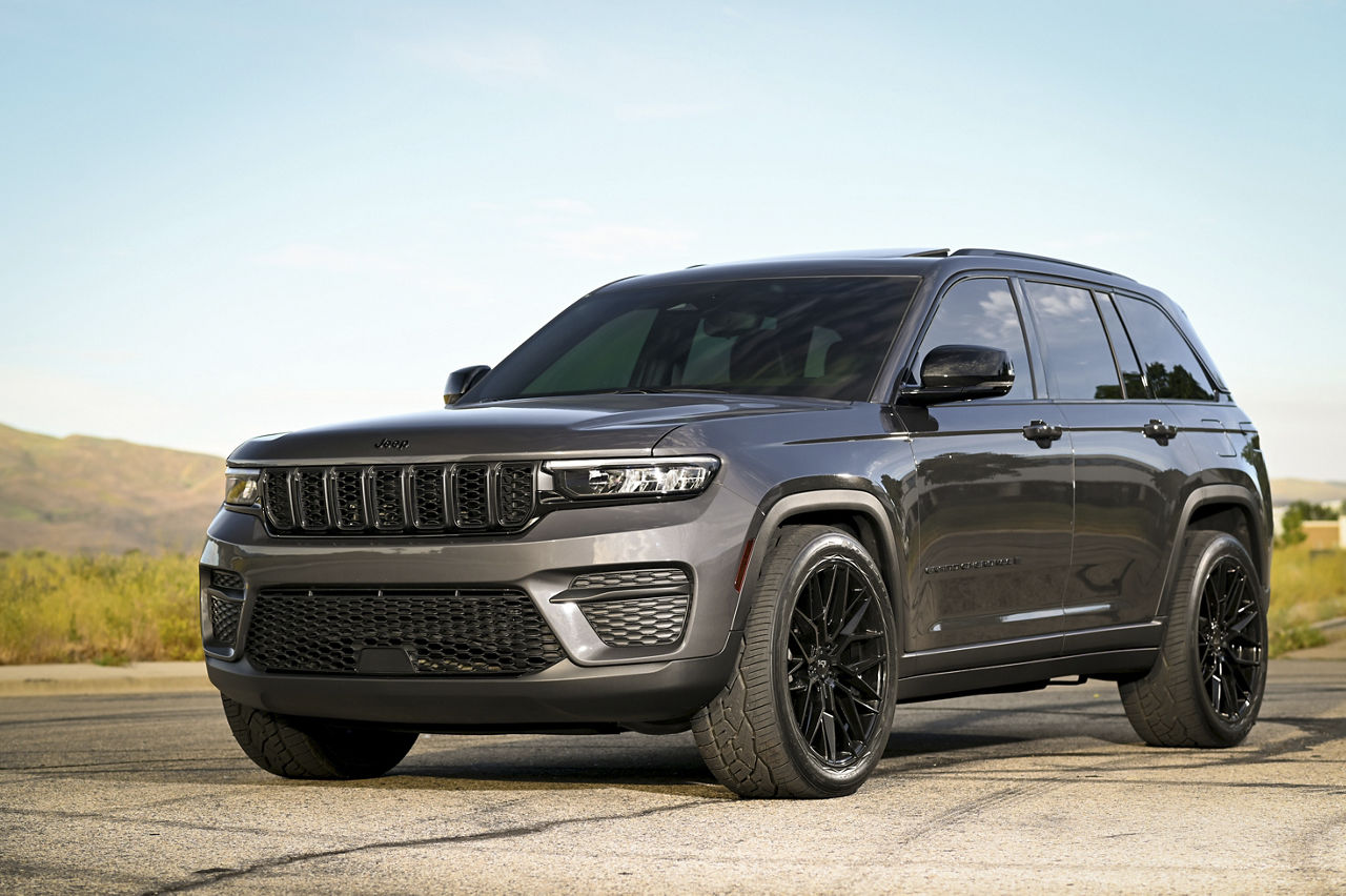 2022 Jeep Grand Cherokee - Niche GAMMA - Black | Niche Road Wheels